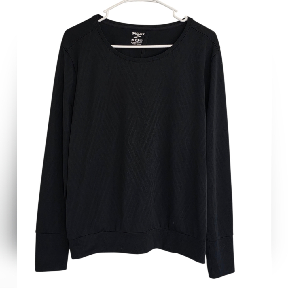 Brooks Black Crewneck Long-Sleeve Pullover With Peekaboo Back Size XL